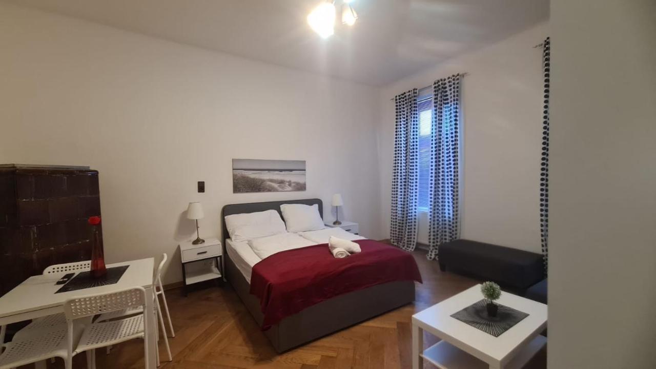 4 Great Apartment Akh - Ideal For Groups Of 19 Вена Экстерьер фото