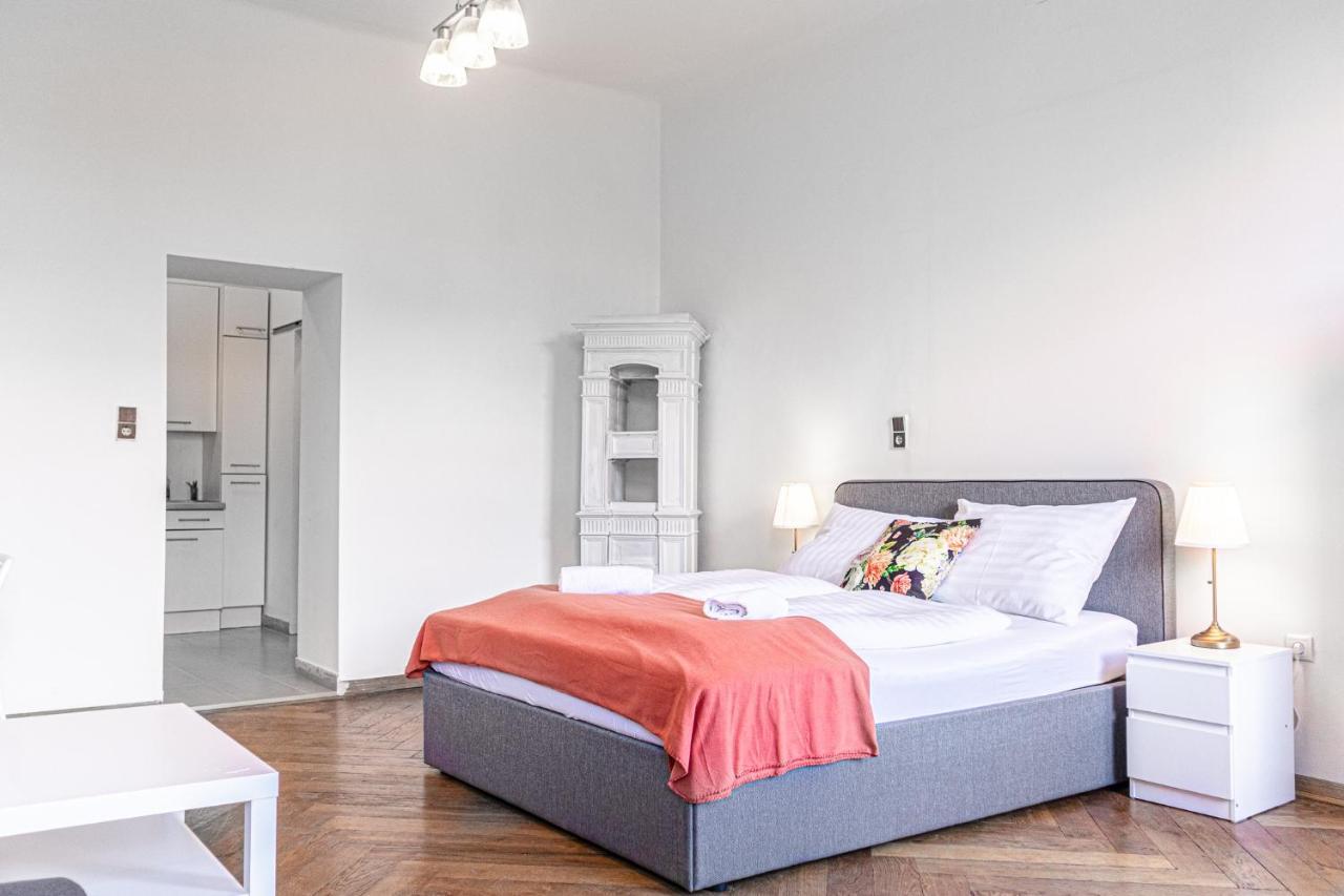 4 Great Apartment Akh - Ideal For Groups Of 19 Вена Экстерьер фото