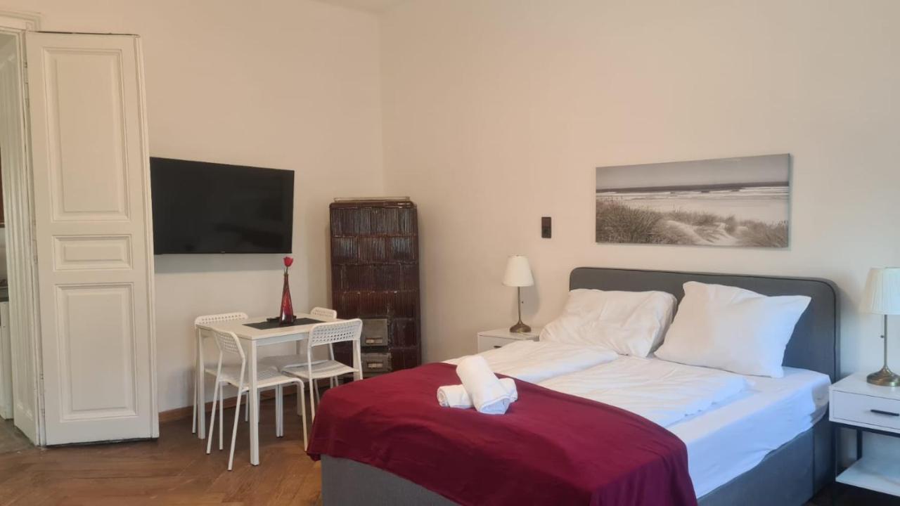 4 Great Apartment Akh - Ideal For Groups Of 19 Вена Экстерьер фото