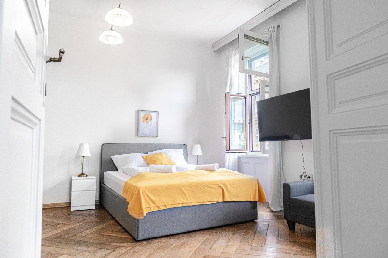 4 Great Apartment Akh - Ideal For Groups Of 19 Вена Экстерьер фото